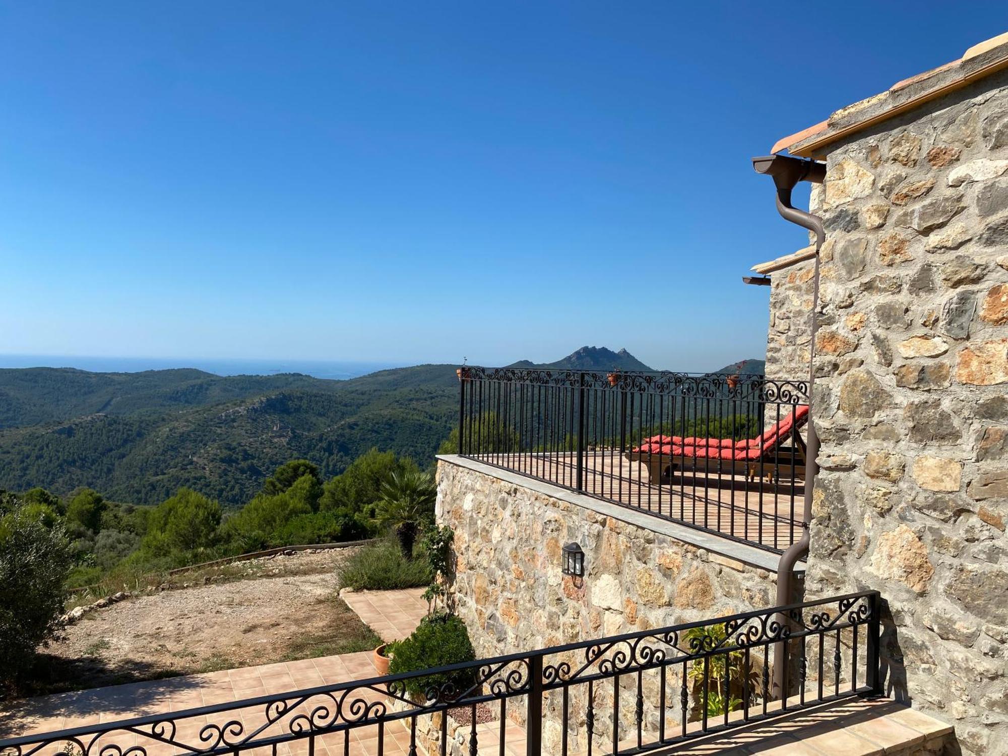 La Cueva De Miravet - Villa De Lujo En La Cima De La Montana Con Vistas Al Mar Cabanes  Exterior photo